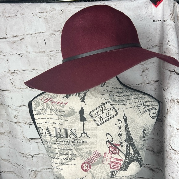 D&Y Burgundy Wool Wide Brim Floppy Hat - Picture 3 of 10